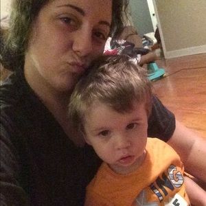 Meet your Posher, Kayla